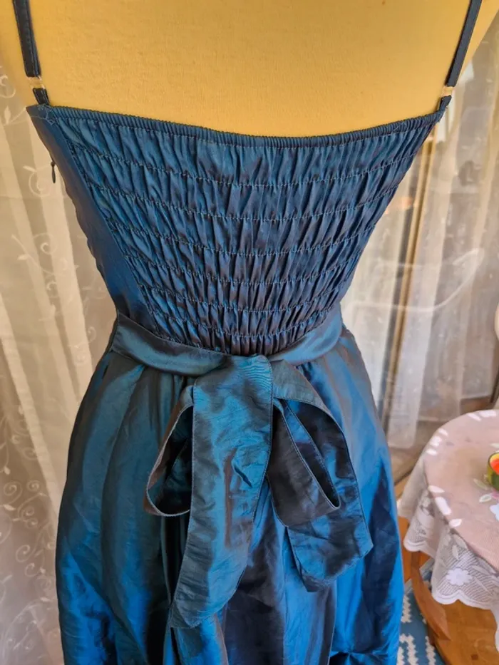 🎀 Jolie robe de soirée - photo numéro 4