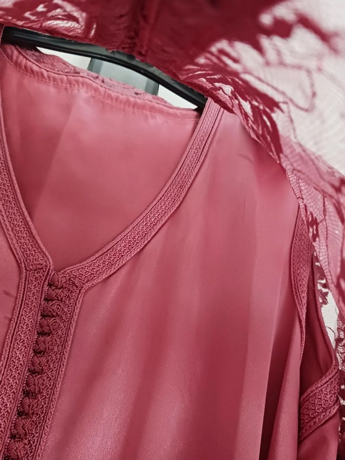 Caftan noir & rose T40 - photo numéro 3