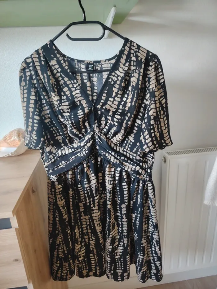 Lot 3 robes courtes été taille 44 - photo numéro 13