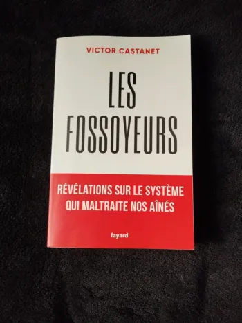 Livre les fossoyeurs