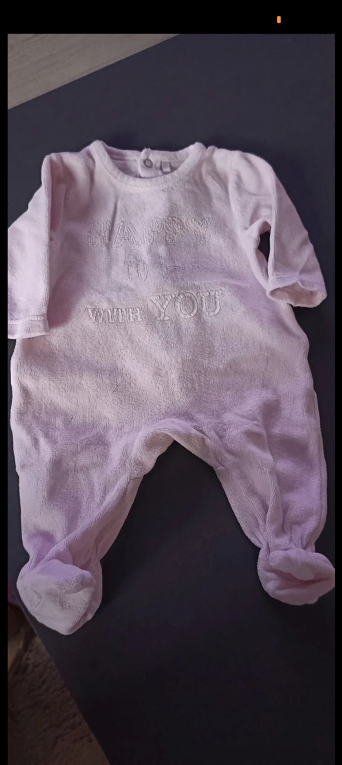 Lot pyjama 1 mois - photo numéro 5