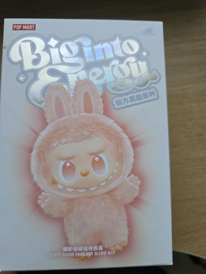 Pop mart Big into energy- labubu original - photo numéro 2