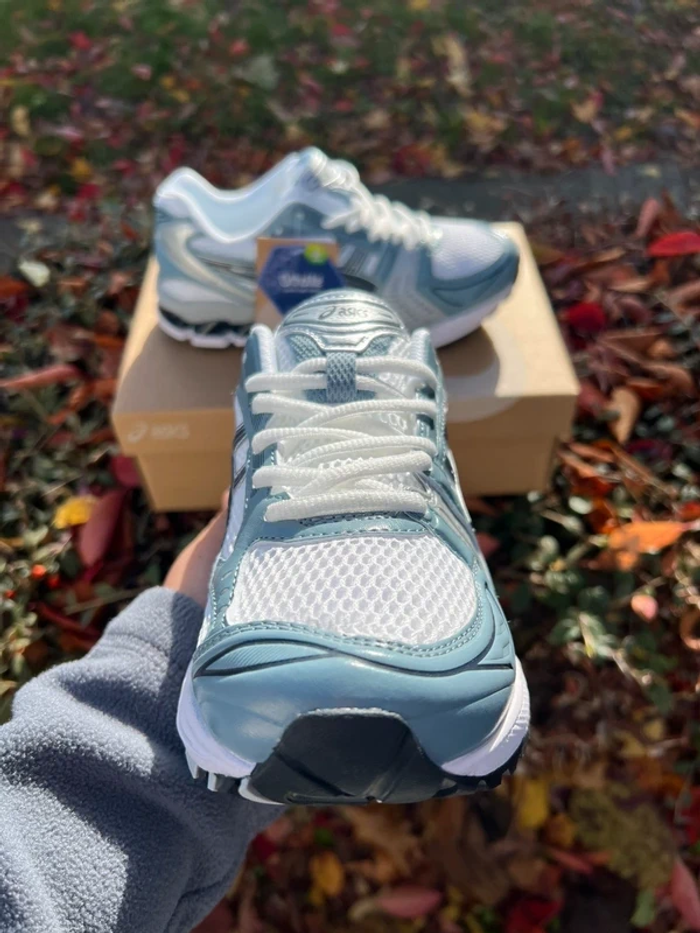 Asics Gel-Kayano 14 Bleu 40 - photo numéro 4