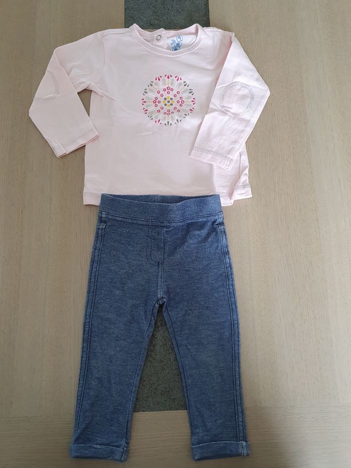 Ensemble pantalon + tee shirt 9 mois