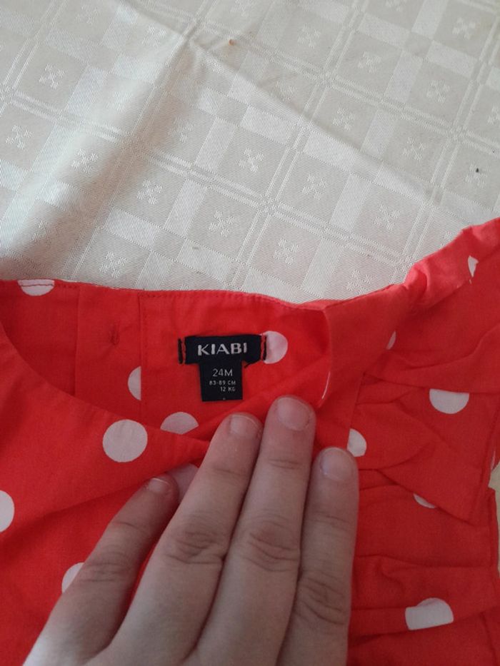 Robe rouge à pois - photo numéro 4
