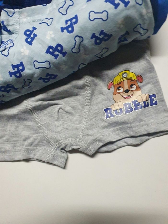 8 boxers tailles  5/6 ans pat patrouille - photo numéro 2