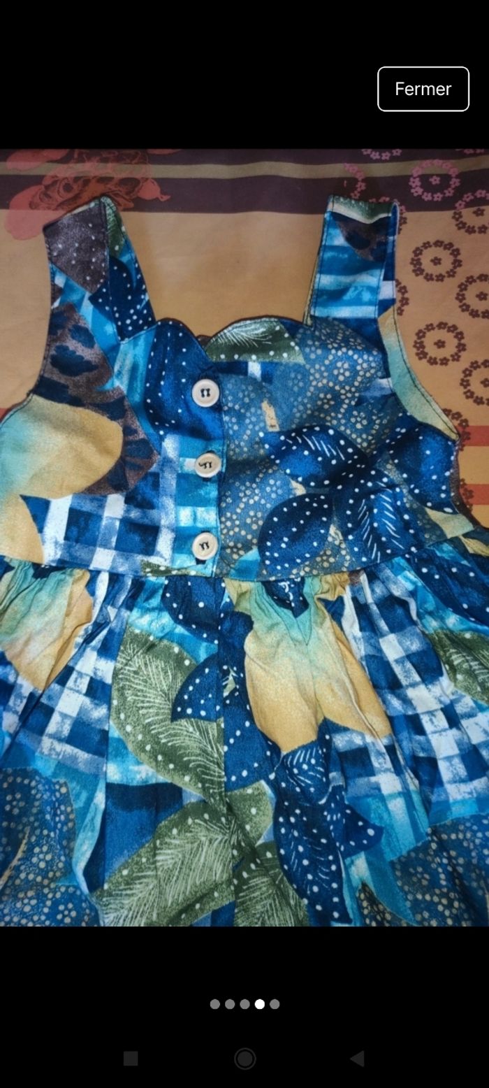Très belle robe bébé e74