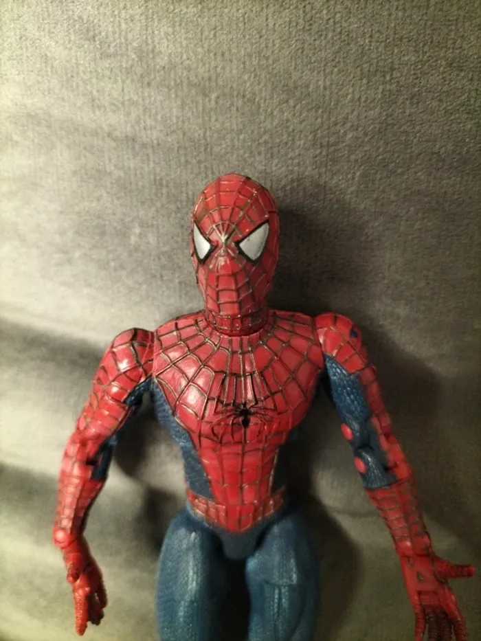Figurine spiderman toy-biz 2002 - photo numéro 3
