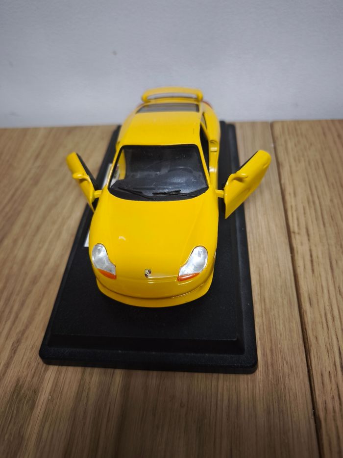 Voiture Porsche GT3 Bburago 1/24 1997 - photo numéro 3