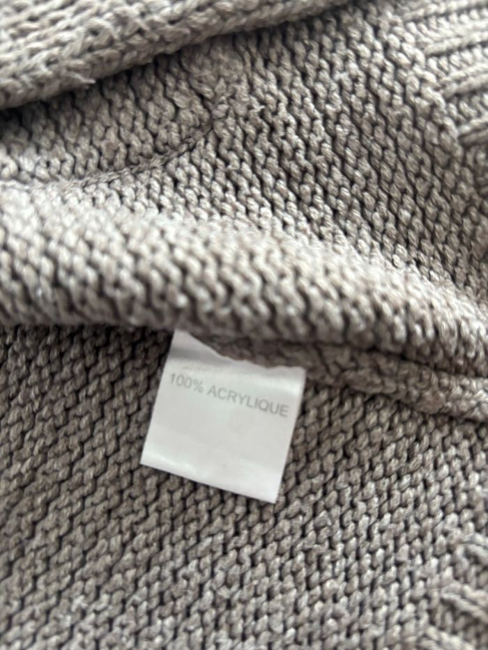 Grand Gillet gris taille 4 ans - photo numéro 4