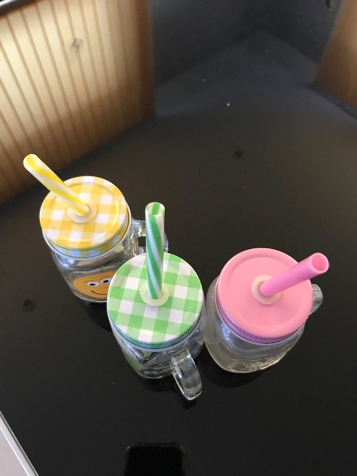 Lot 3 verres enfants avec anse et pailles - photo numéro 3