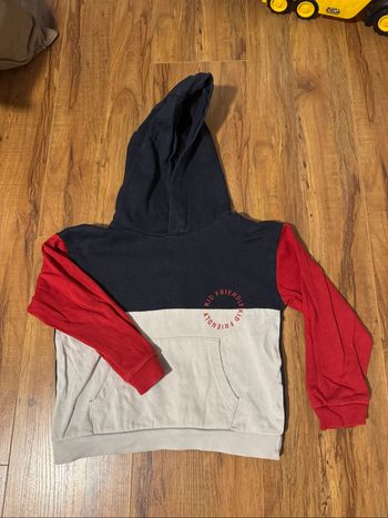 Sweat bleu rouge