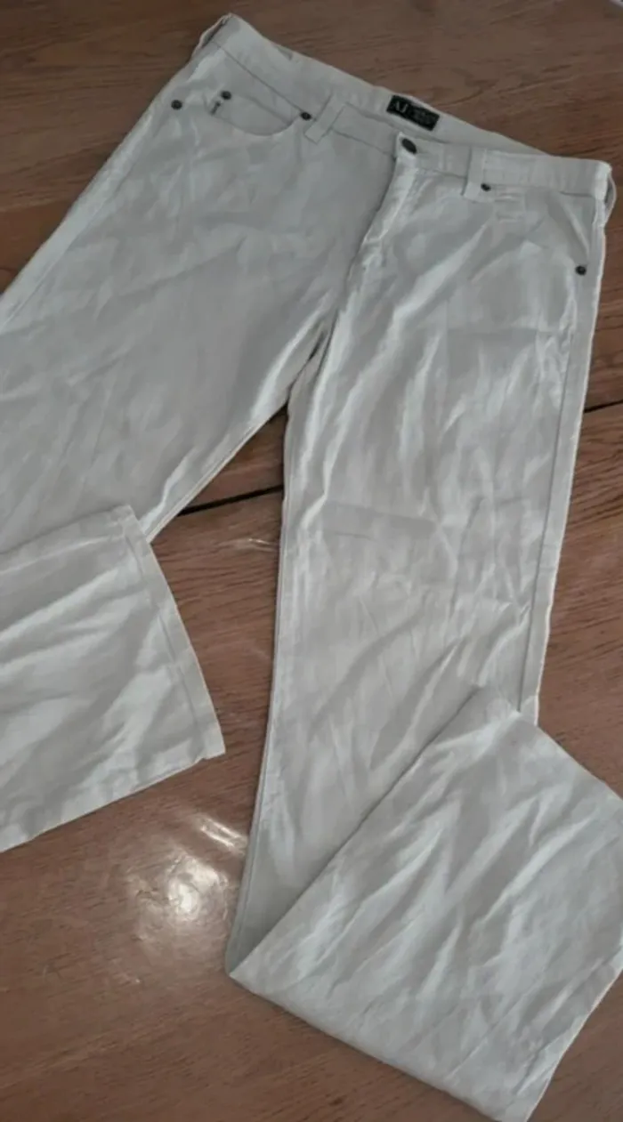 Pantalon Lin Armani Jeans taille 30 – coupe droite élégante - photo numéro 2