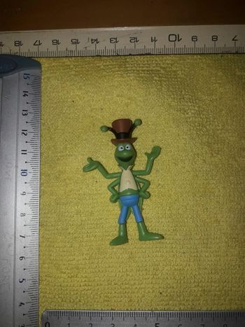 Maya l'abeille figurine