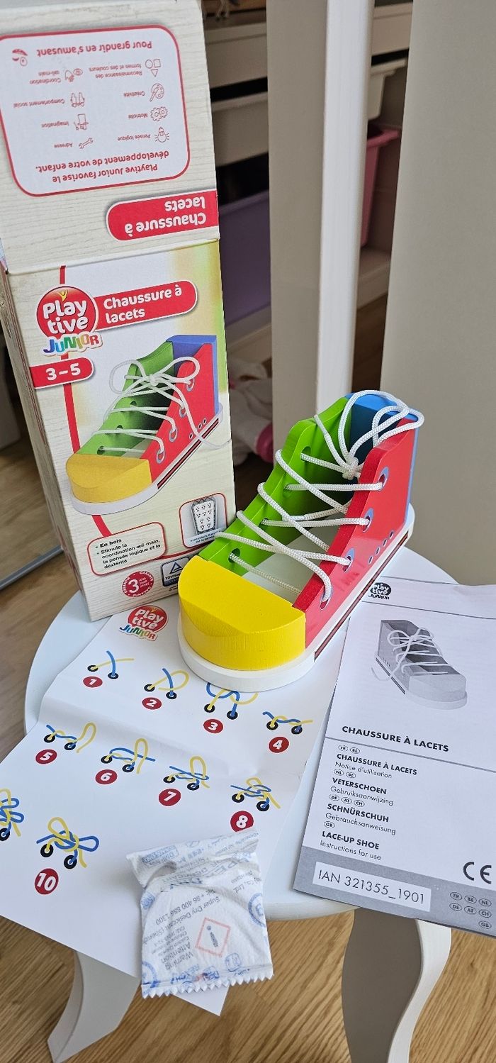 Chaussure a lacets motricité fine apprendre a faire lacets - photo numéro 3