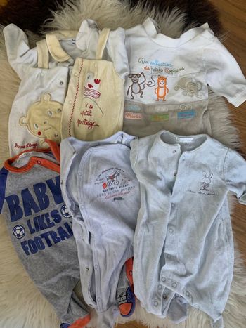 Lot pyjamas 1 mois