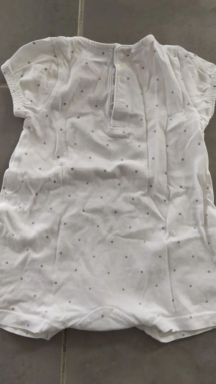 Tenue fille + chaussures en 6 mois - photo numéro 6