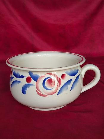 Ancien pot de chambre en faïence (n°12)