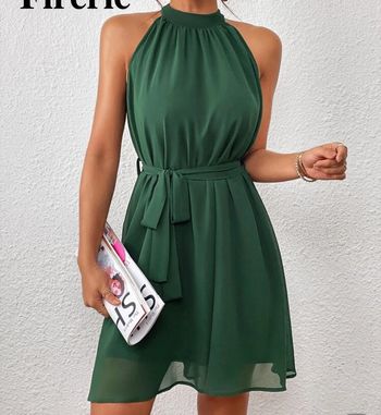 Robe ras du cou vert sapin