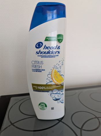 Shampoing Head & Shoulders au citron  neuf
