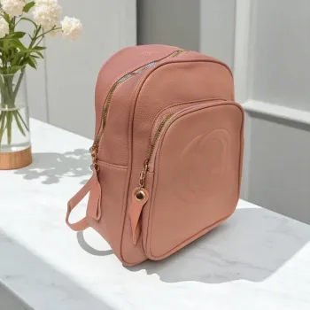 Sac à dos rose poudré en similicuir grainé - Neuf avec étiquette