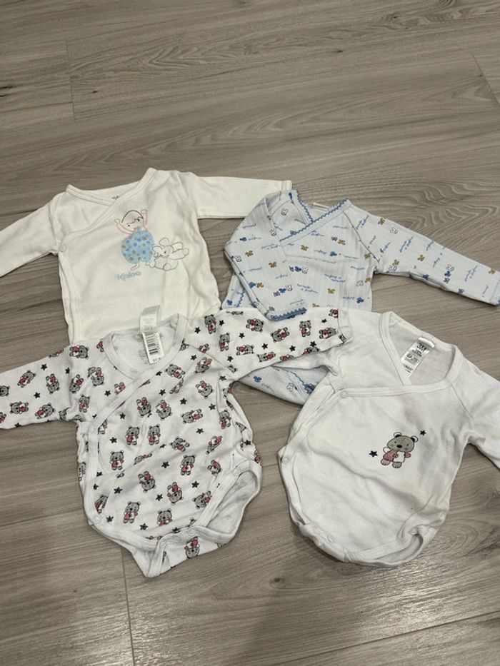 Lot de 9 bodies très bon état bébé garçon 3 mois - photo numéro 3