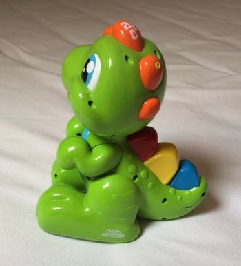 Dino Baby t-rex vert éducatif à partir de12 mois