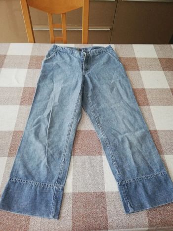 Pantacourt bleu en jean taille 38