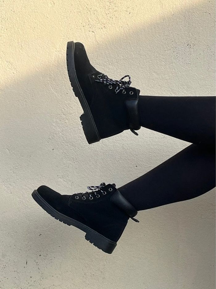 Bottines à lacets en velours - noir et blanc - photo numéro 5