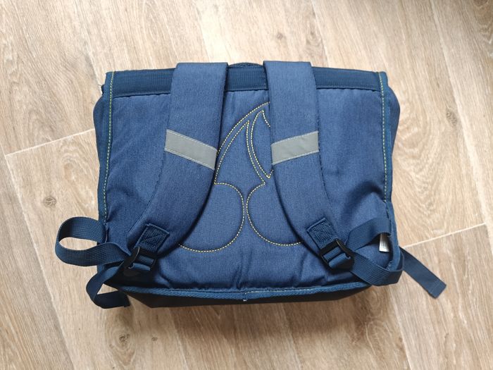 Cartable neuf - photo numéro 3