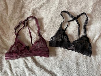 2 brassières etam 85A