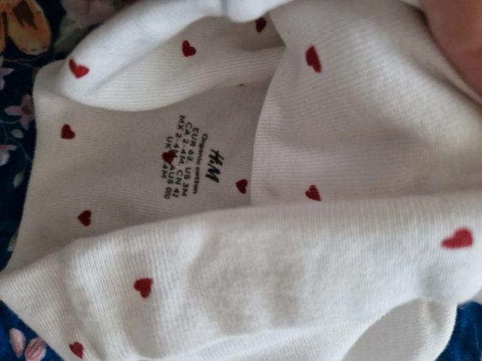Bonnet fille h&m a petits coeur - photo numéro 2