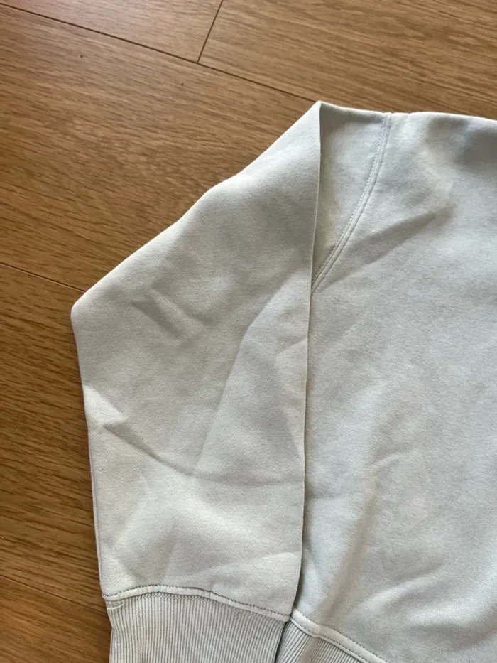 Sweat-shirt de marque Zara taille S - photo numéro 2