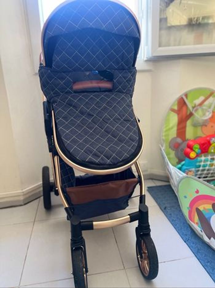 Poussette Sianldcone bébé 3 en 1 - photo numéro 3