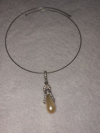 Collier tour du cou 