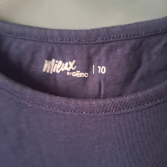 T-shirt brillante - photo numéro 2