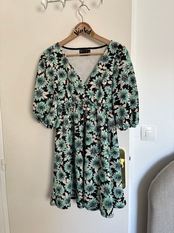 Robe cache-coeur à fleurs Asos Taille S