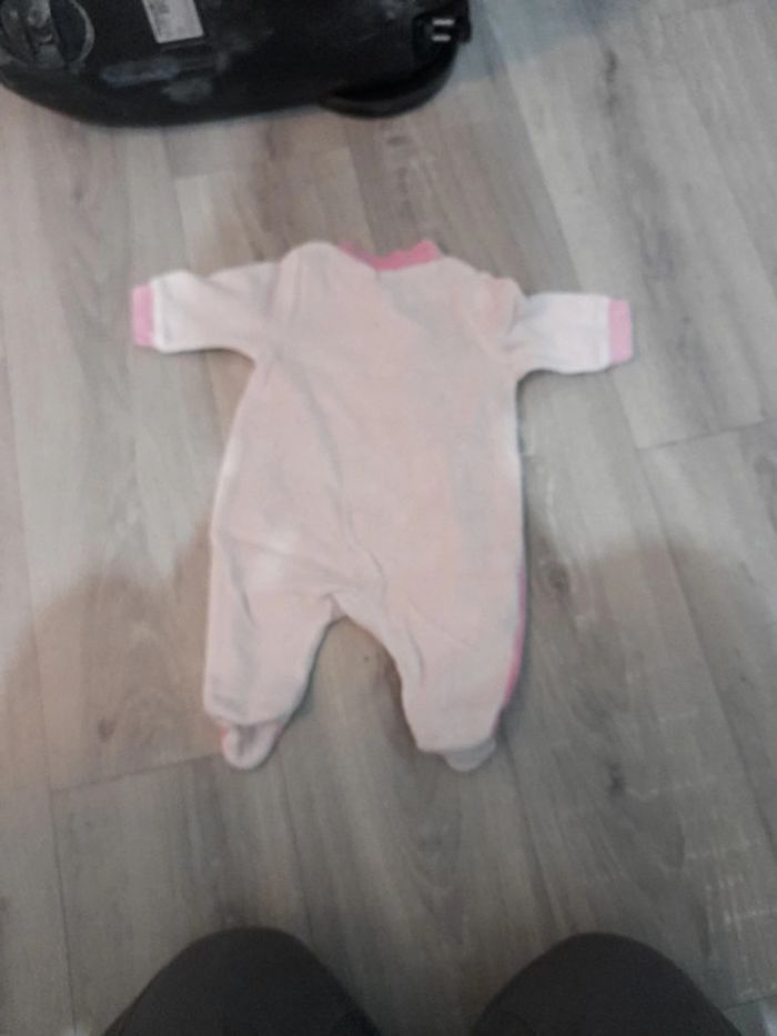 Pyjama velours 1 mois - photo numéro 4