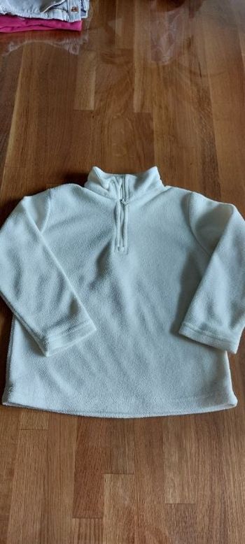 Polaire crème avec col à fermeture 4 ans