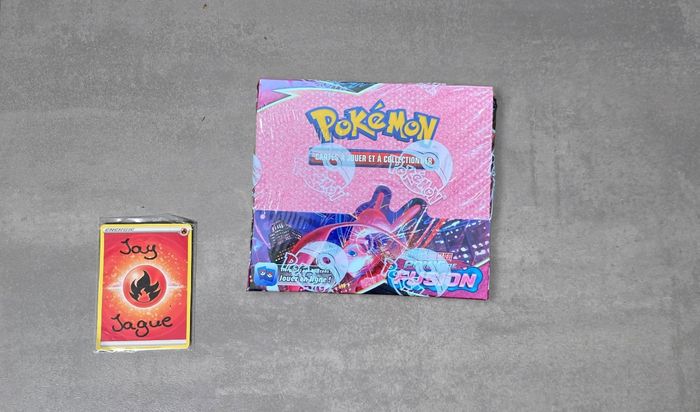 Pokémon Display Poing Fusion Epee Bouclier