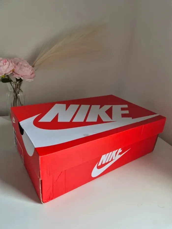 Nike Gamma Force Taille 40.5 EUR  blanc et beige sneaker basket NEUVE avec boite - photo numéro 2