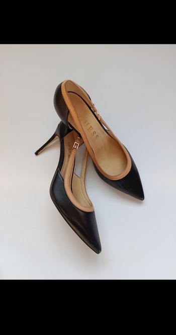 Escarpins Guess modèle Ricky Vera 