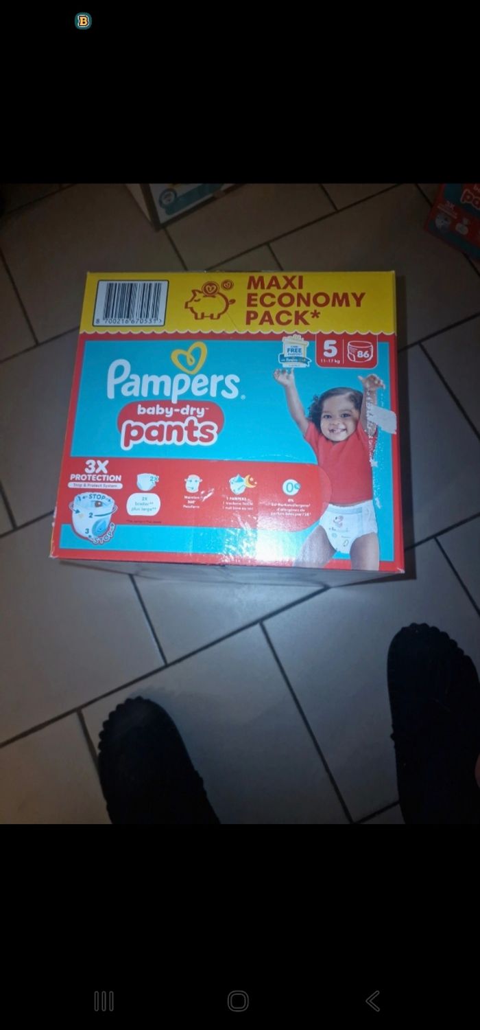 Couches culottes pampers