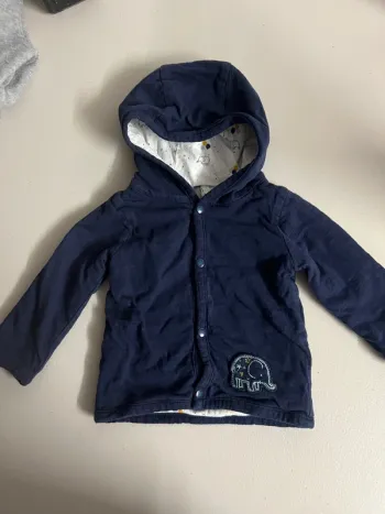 Gilet capuche 3 mois