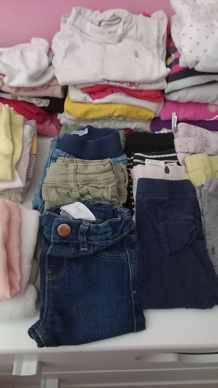 Lots vêtement bébé 6 mois  60 vêtement - photo numéro 3