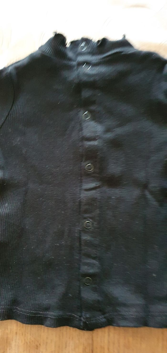 Tee-shirt bébé 🚼 fille 9 mois - photo numéro 2