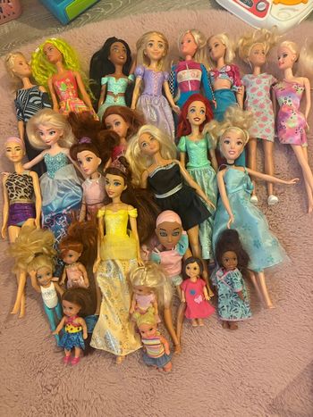Lot barbie et princesse 