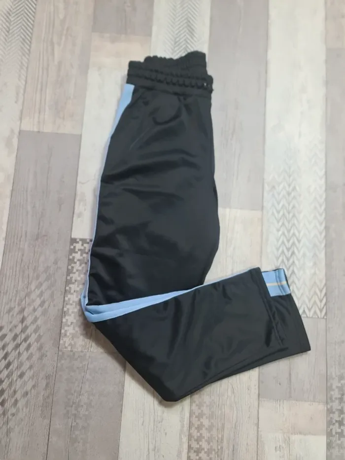 Jogging Taille M BoohooMAN