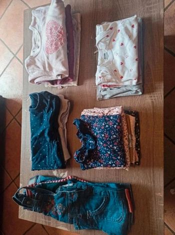 Lot vêtements 12 mois