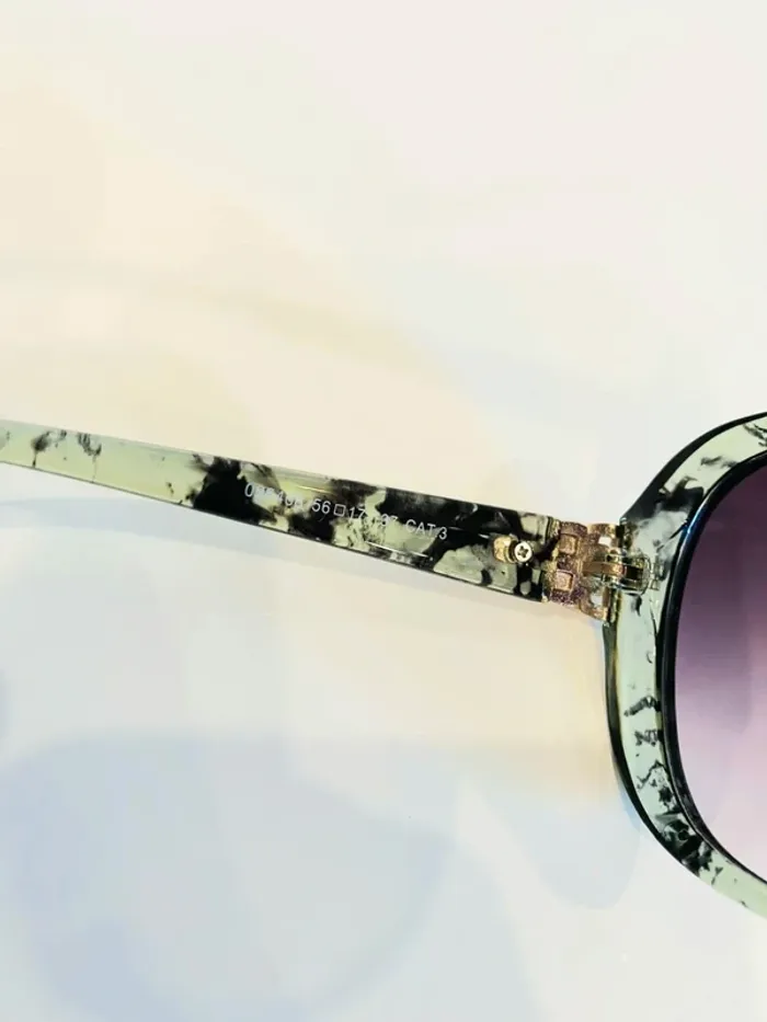 Lunette de soleil femme verte marbré verres dégradés uvprotection catégorie 3 - photo numéro 5